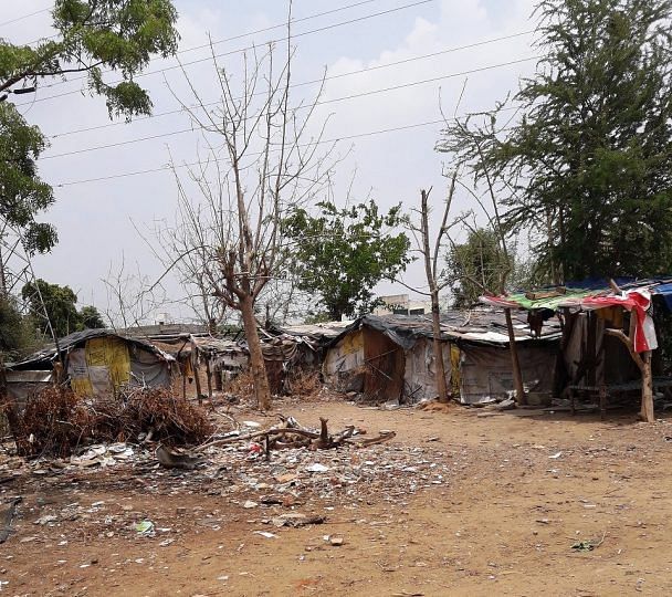 Slum Area where Maheshbhai gives education